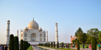 Places to Visit in Agra at Night