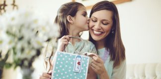 Cool Gift Ideas for Your New Mom