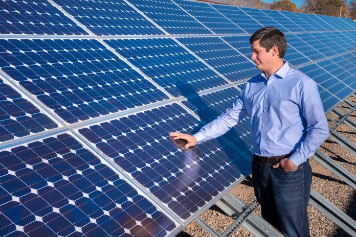 5 Essential Benefits of a Solar System for a Business