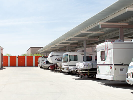 Renting a Storage Unit for Your Vehicle